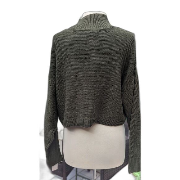IZ Beyer Olive green sweater - Picture 2 of 3